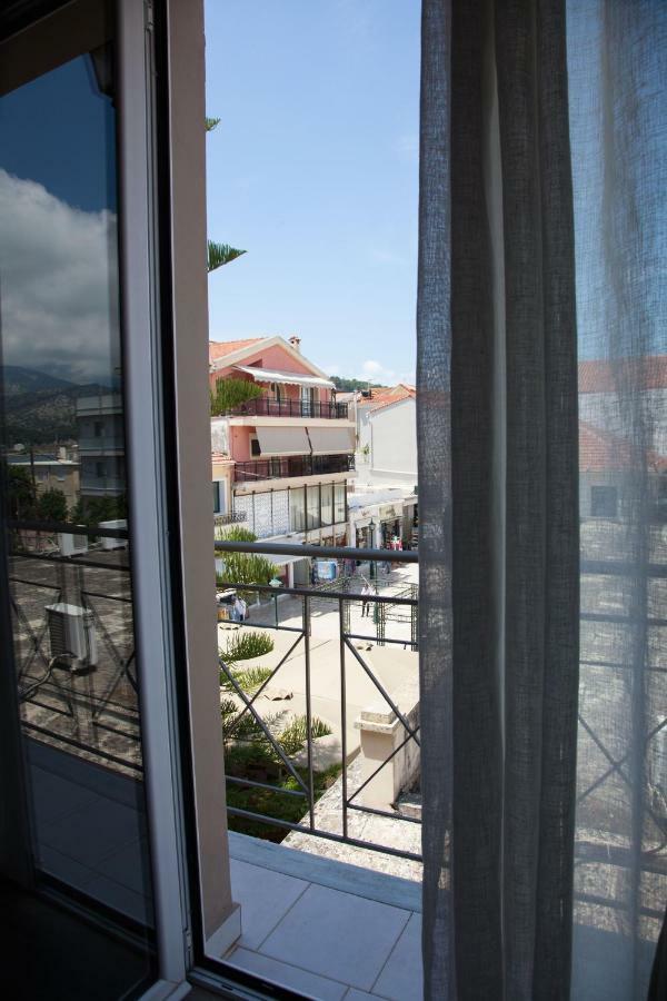 Lithostroto Central Loft Appartement Argostoli  Buitenkant foto